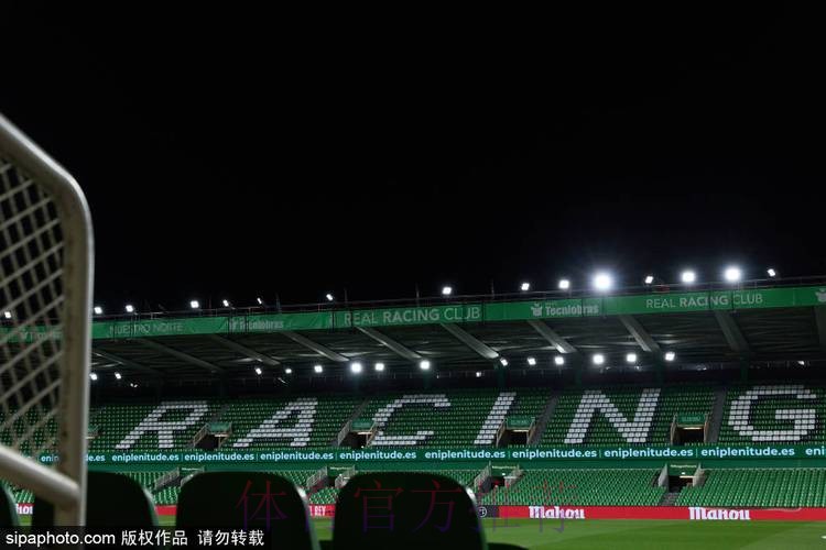 巴萨气炸!点球争议VAR成摆设 阿尔巴科曼却吃牌 巴萨气炸!点球争议VAR成摆设 阿尔巴科曼却吃牌